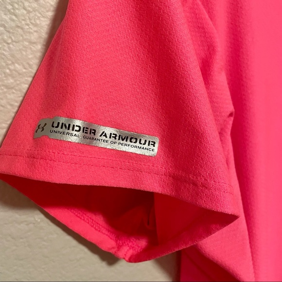 ❌SOLD❌ Under Armour Women’s Heat Gear Fitted Pink Athletic Shirt Large - Picture 3 of 6